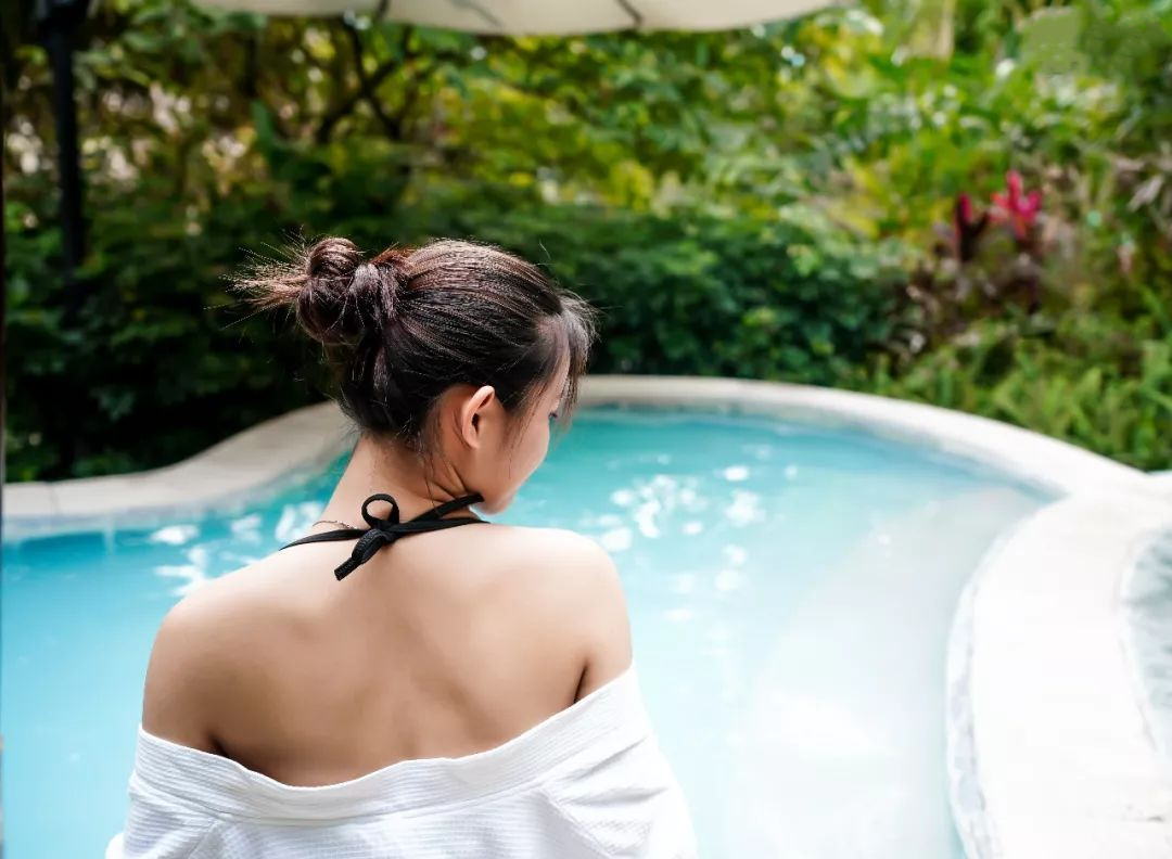 b8873f979f794b81a0a2aa8c3e668b55